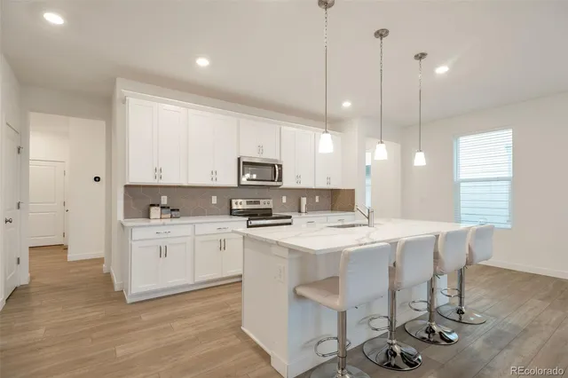 $749,900 | 6980 Sagerock Drive, Castle Pines, CO 80108