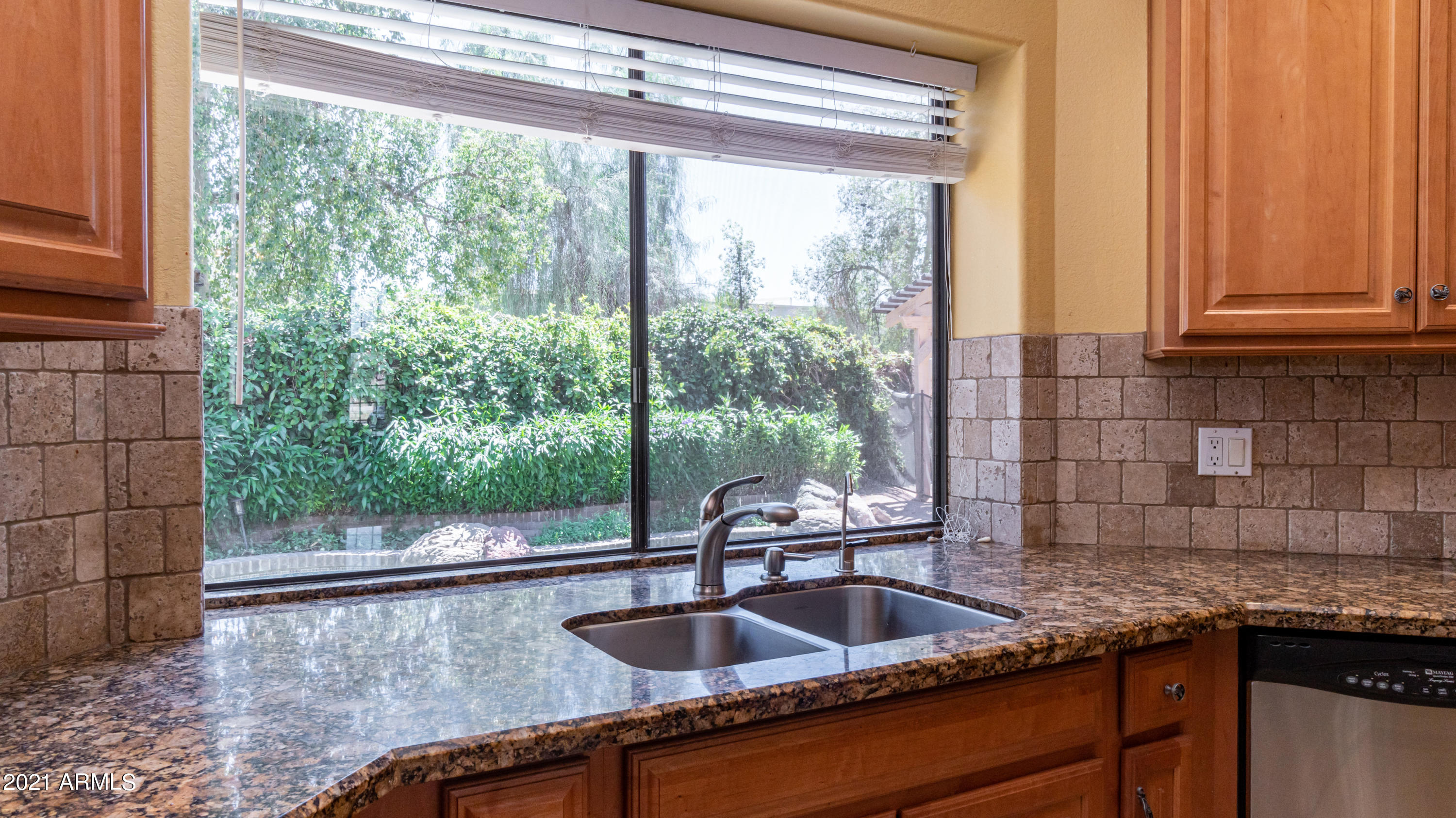 1831 East Colt Road Tempe, AZ 85284 - Photo 11 of 55 Kitchen (2)