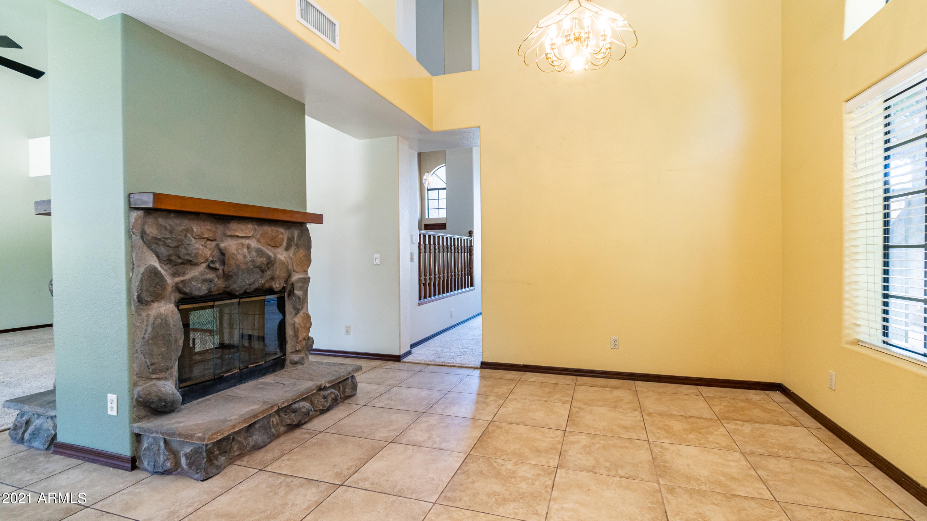 1831 East Colt Road Tempe, AZ 85284 - Photo 16 of 55 Breakfast Nook_Dining3