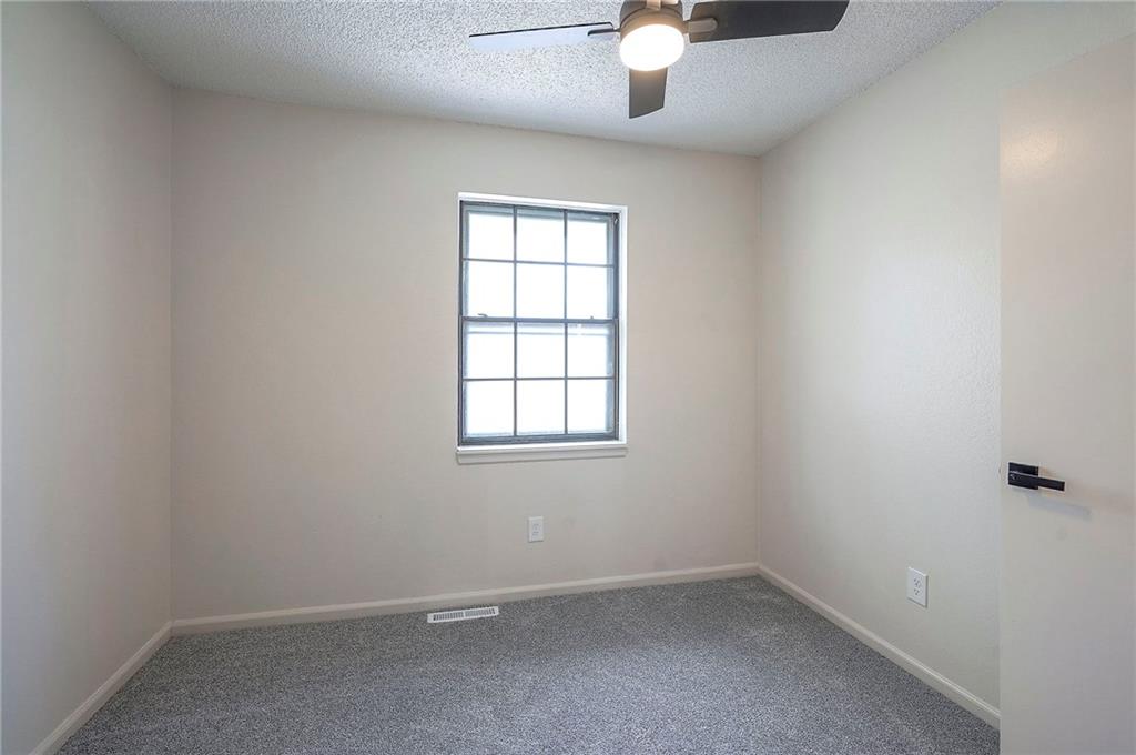 107 Baker Street Buckner, MO 64016 - Photo 18 of 37