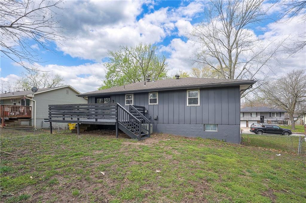 107 Baker Street Buckner, MO 64016 - Photo 29 of 37