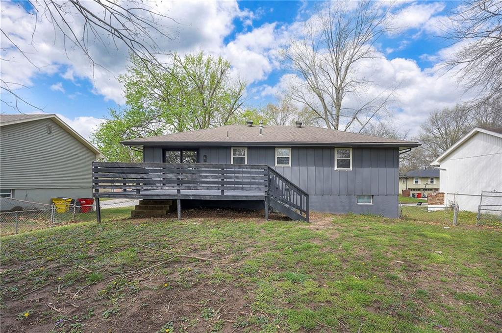 107 Baker Street Buckner, MO 64016 - Photo 30 of 37