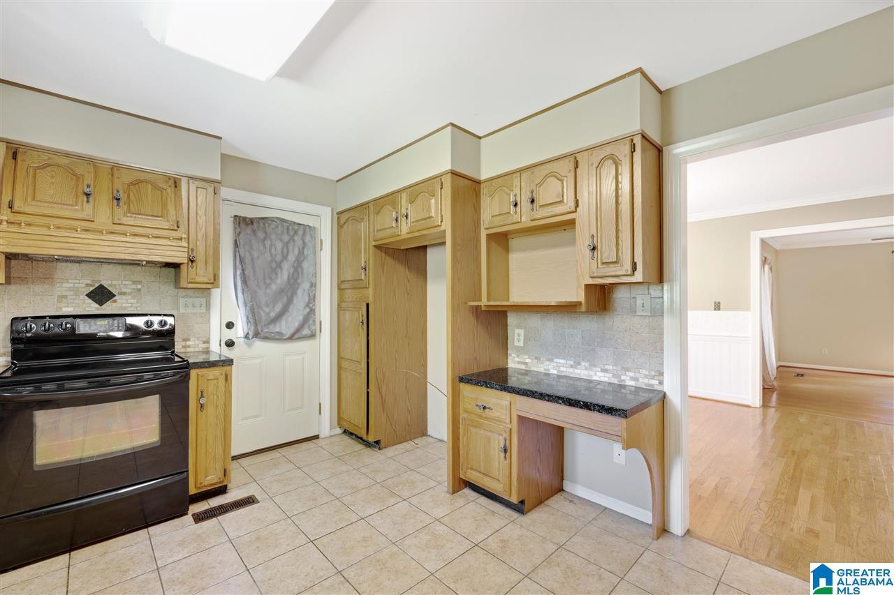 2915 Riverview Road Birmingham, AL 35242 - Photo 14 of 32