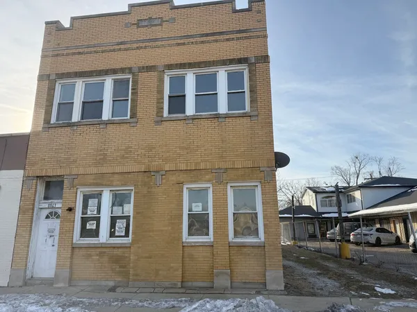$409,900 | 8803 Ogden Avenue, Brookfield, IL 60513