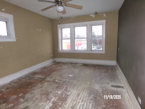 $409,900 | 8803 Ogden Avenue, Brookfield, IL 60513