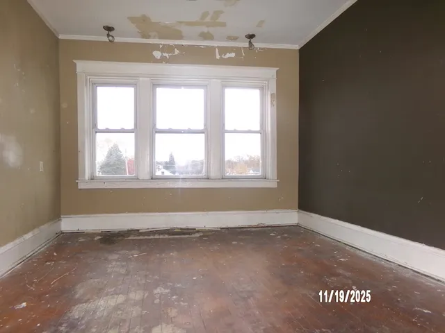 $429,900 | 8803 Ogden Avenue, Brookfield, IL 60513