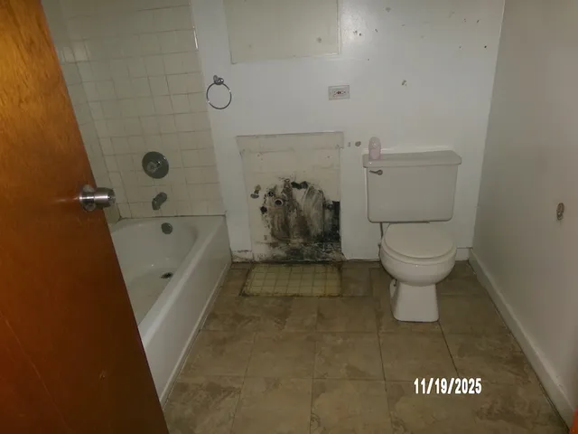 $429,900 | 8803 Ogden Avenue, Brookfield, IL 60513