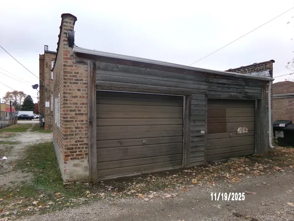 $409,900 | 8803 Ogden Avenue, Brookfield, IL 60513