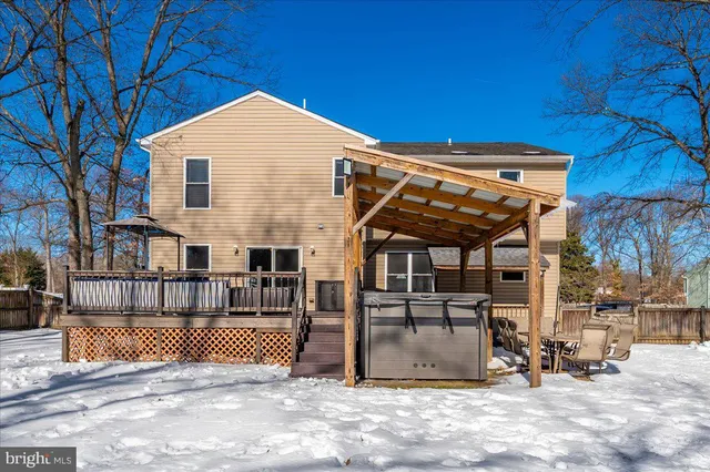 $675,000 | 241 Armstrong Lane, Pasadena, MD 21122