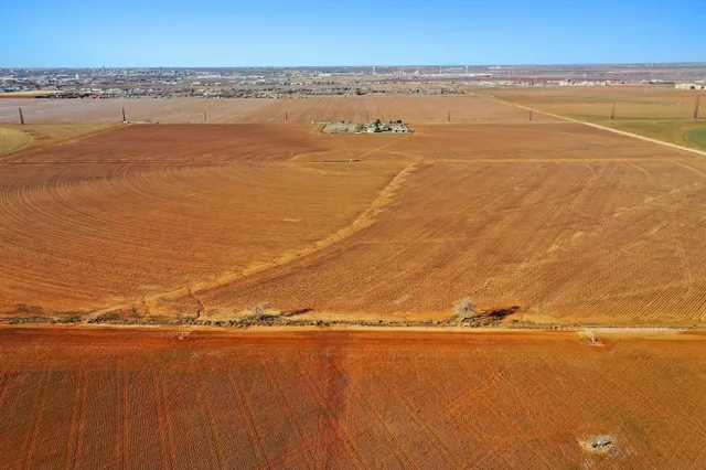 $4,000,000 | 2912 East County Road 7200, Lubbock, TX 79404