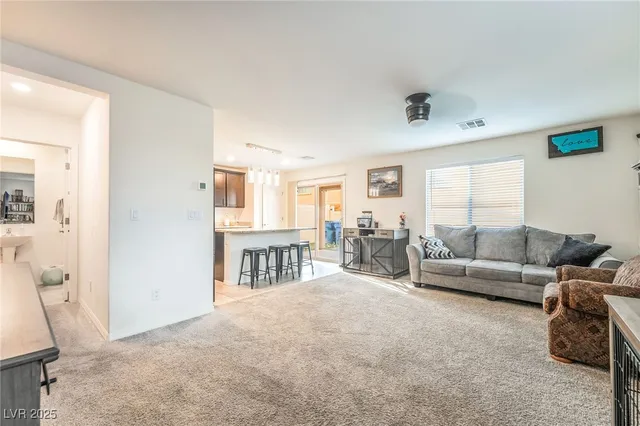 $395,000 | 6415 Broadcloth Court, Las Vegas, NV 89122