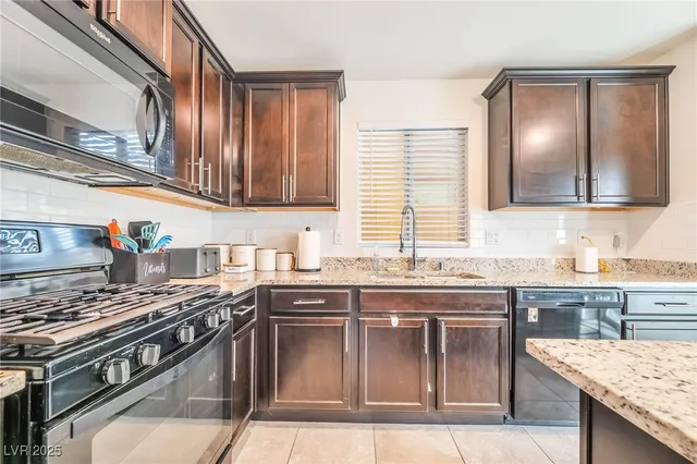 $395,000 | 6415 Broadcloth Court, Las Vegas, NV 89122