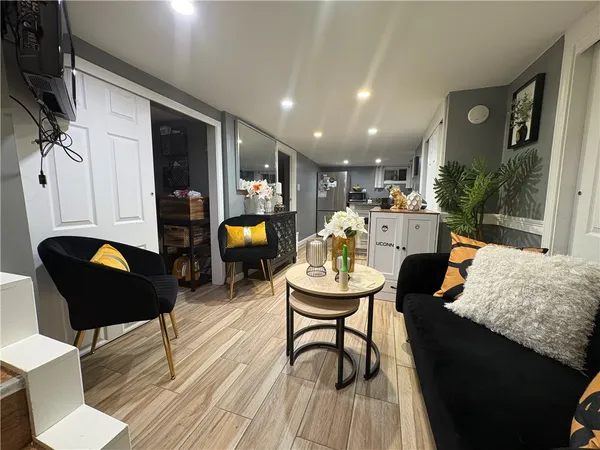 $550,000 | 10 Spooner Street, Providence, RI 02907