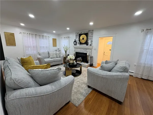$550,000 | 10 Spooner Street, Providence, RI 02907
