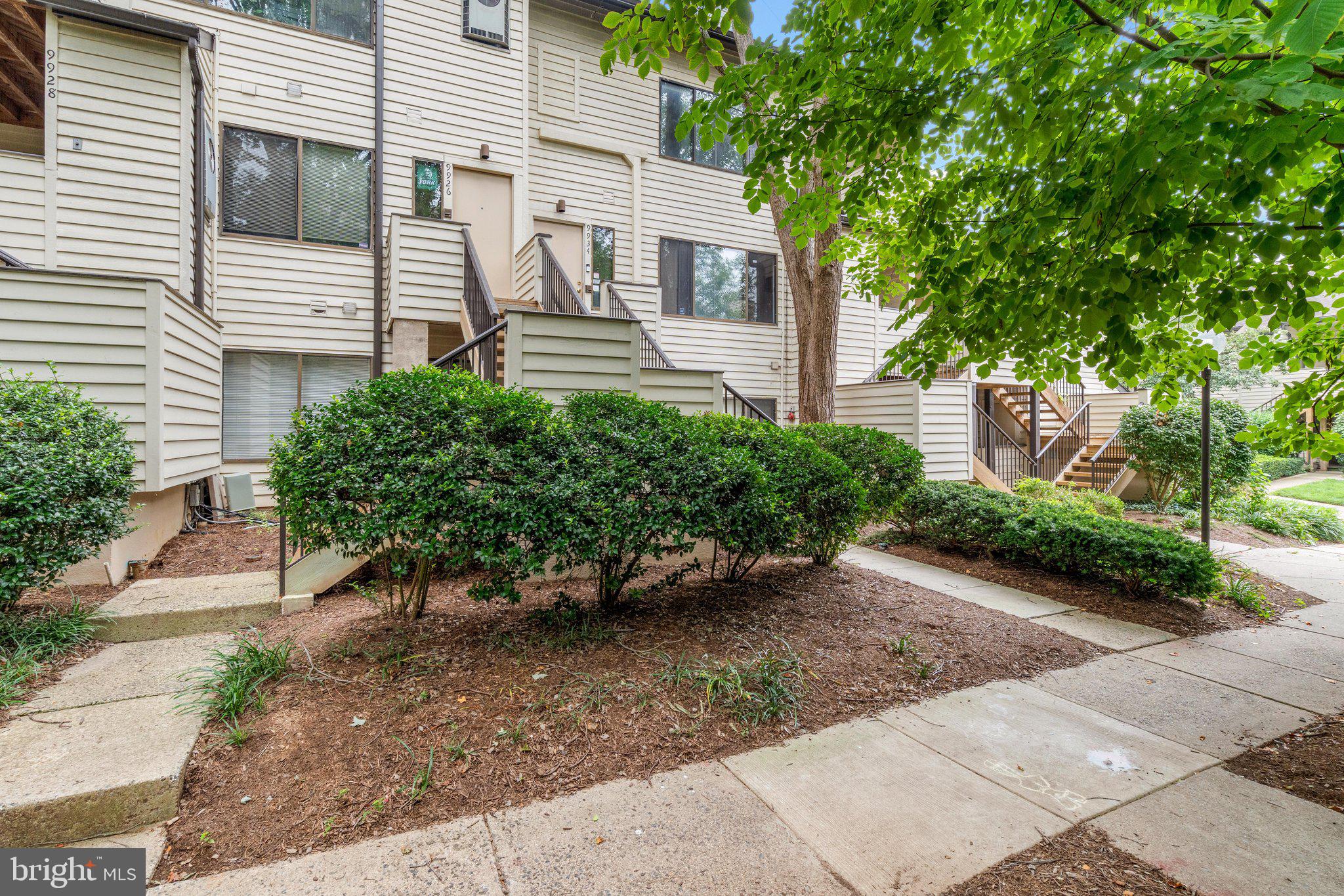 9934 Hellingly Place, Unit 142 Gaithersburg, MD 20886 - Photo 1 of 29 9934 Hellingly Pl-001