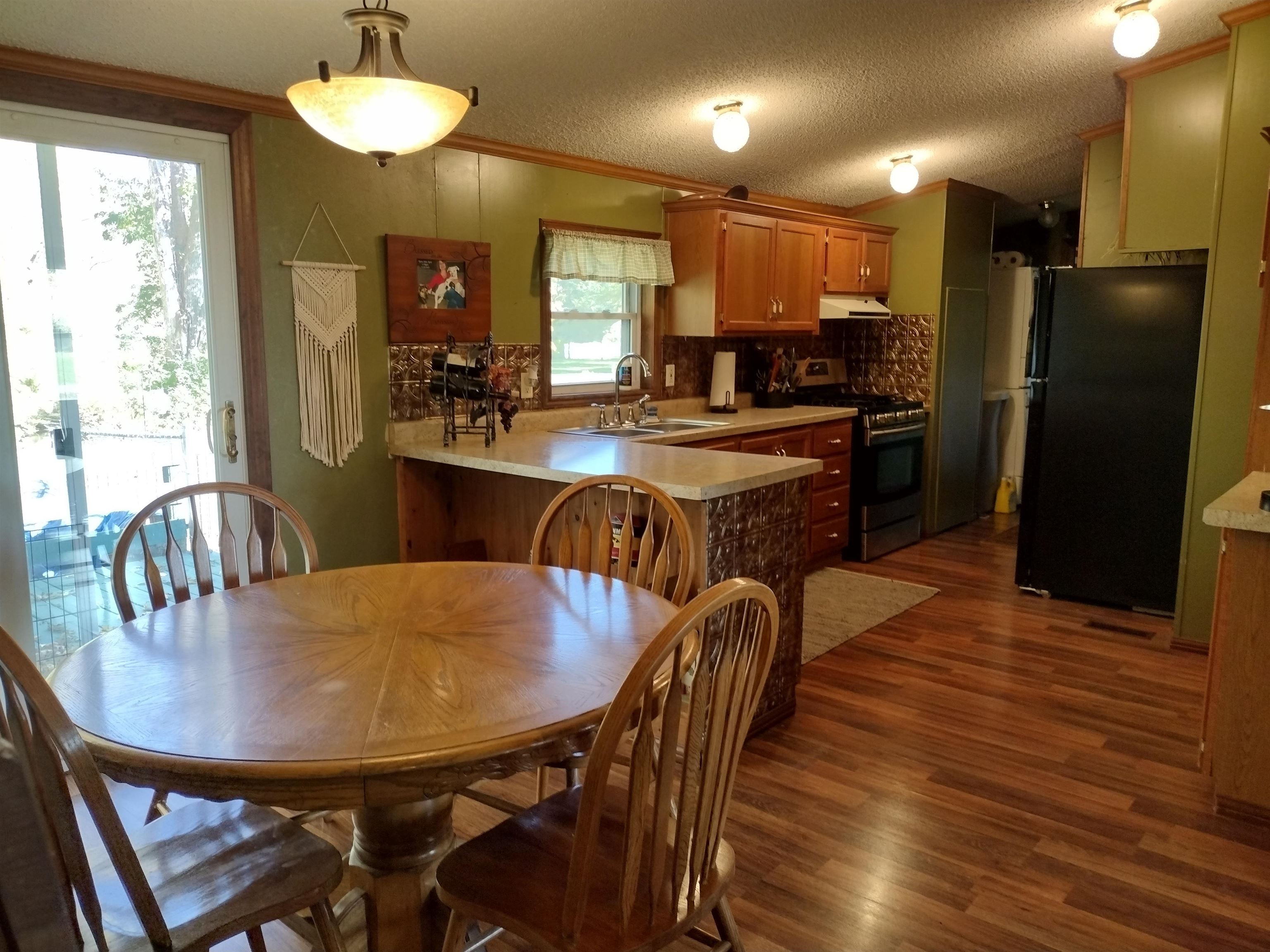2782 Rader Road Warsaw, IN 46582 - Photo 3 of 18 Gallery Image 3