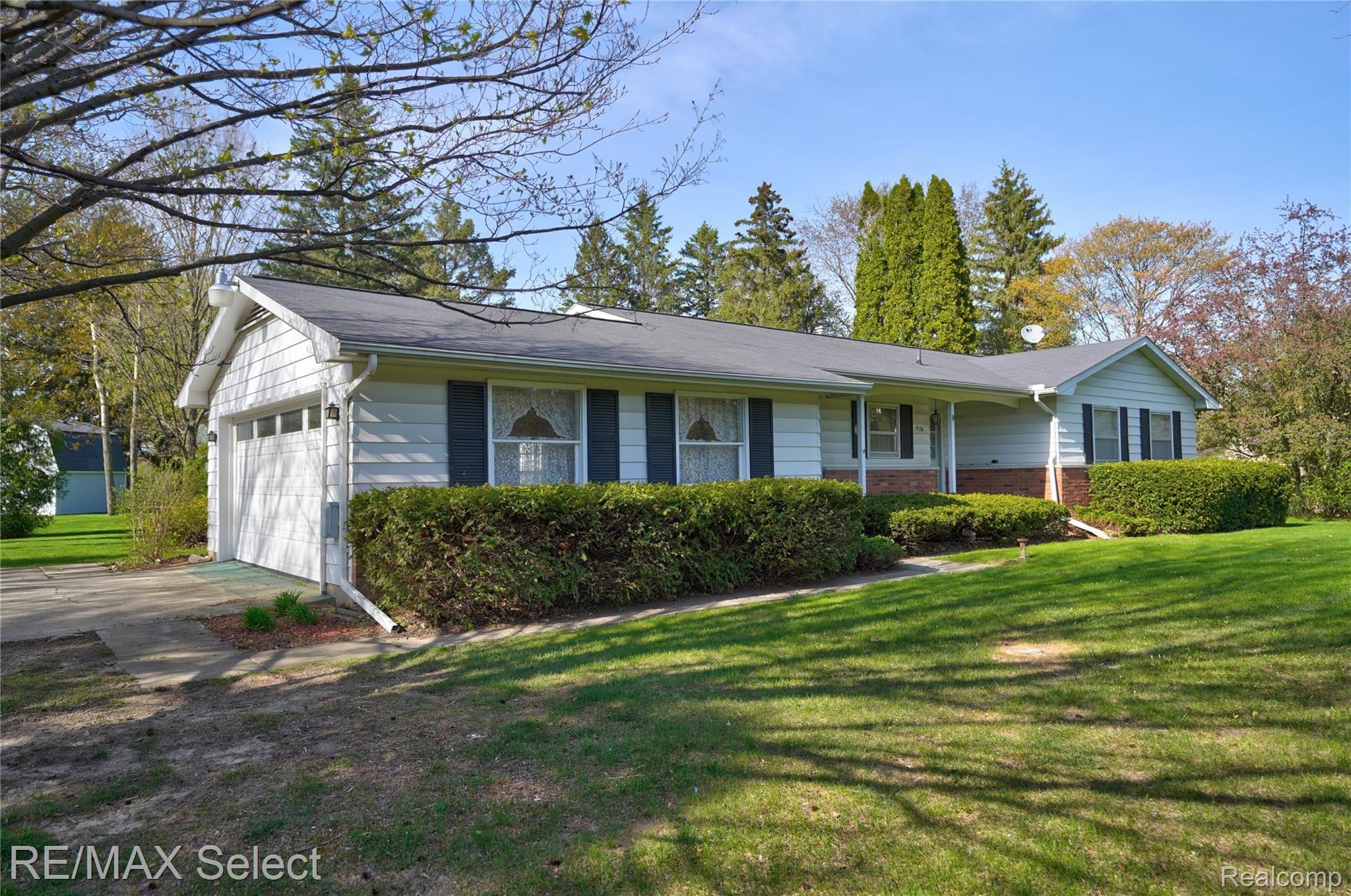 4134 Calkins Road 07.jpg