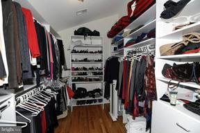 Bedroom (Master)