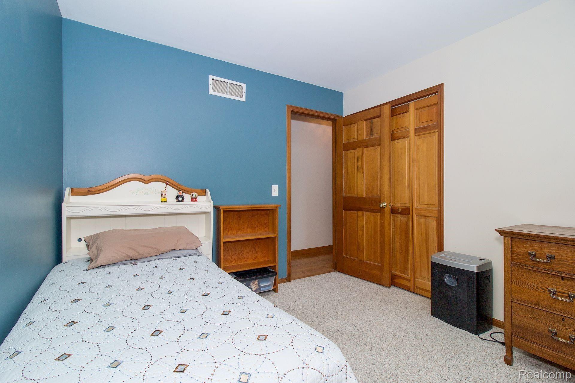 12798 Hibner Road Hartland, MI 48353 - Photo 20 of 36 21.jpg