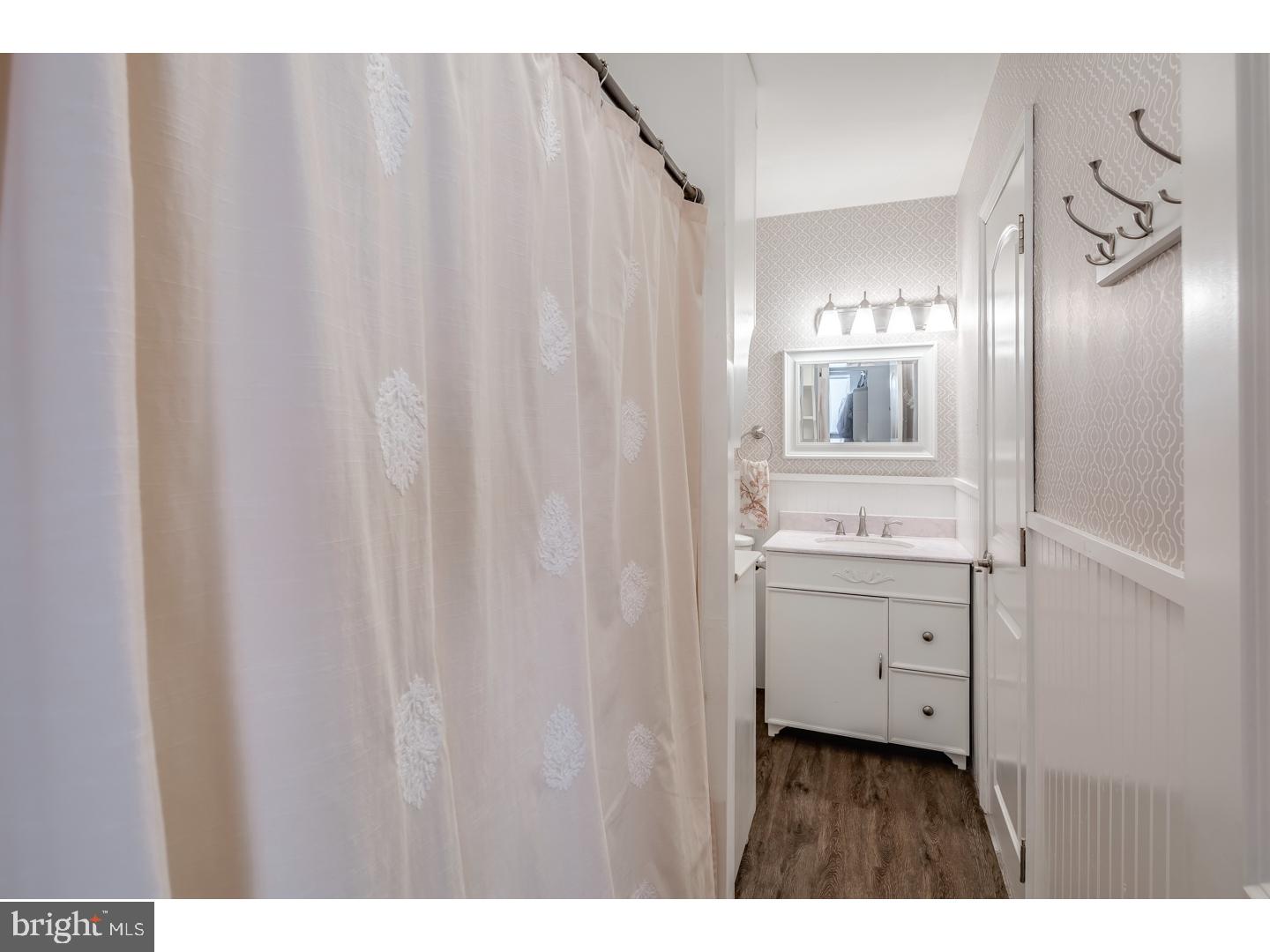 232 Wickley Road Philadelphia, PA 19154 - Photo 14 of 25