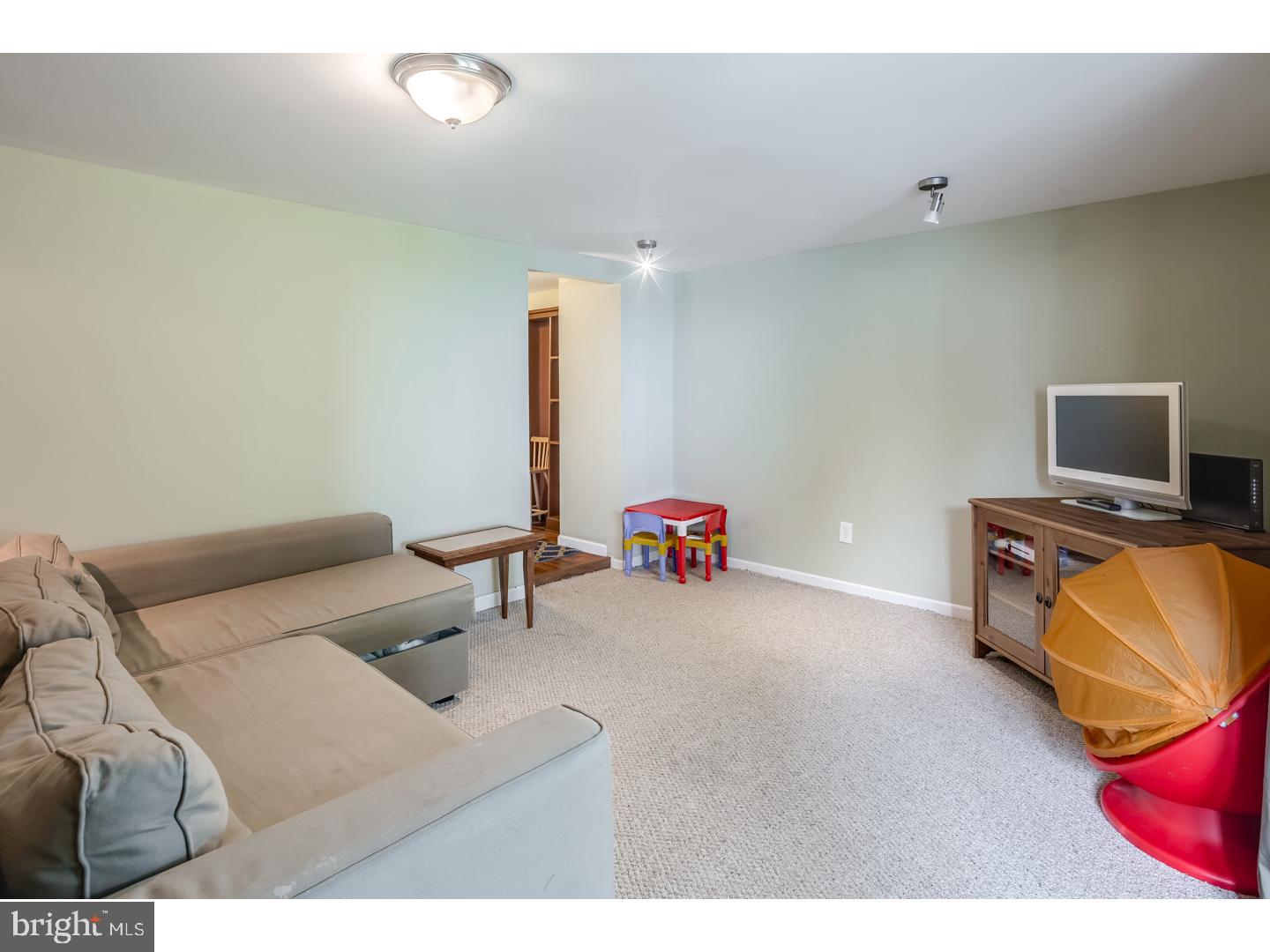 232 Wickley Road Philadelphia, PA 19154 - Photo 19 of 25