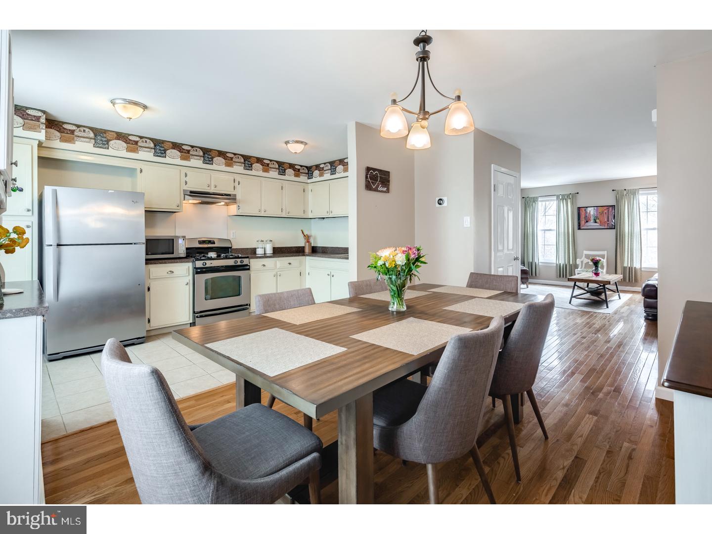 232 Wickley Road Philadelphia, PA 19154 - Photo 8 of 25