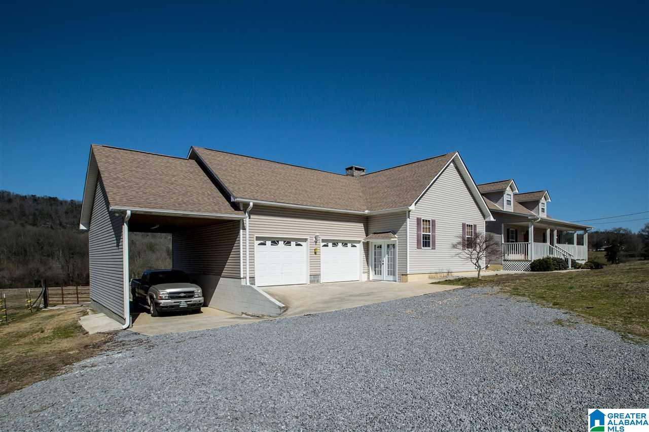 435 County Road 42 Oneonta, AL 35121 - Photo 3 of 40