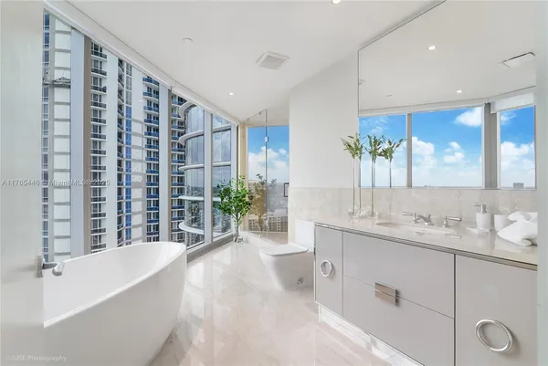 $37,000 | 15701 Collins Avenue, Unit 2405, Sunny Isles Beach, FL 33160
