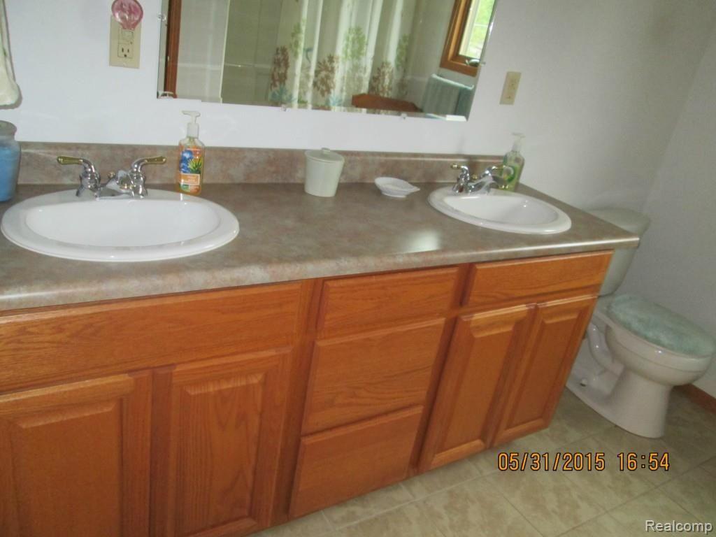 3582 Norman Road Fort Gratiot, MI 48059 - Photo 23 of 32 IMG_1483.jpg