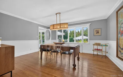 $1,599,999 | 81 Lawrence Hill Road, Huntington, NY 11743