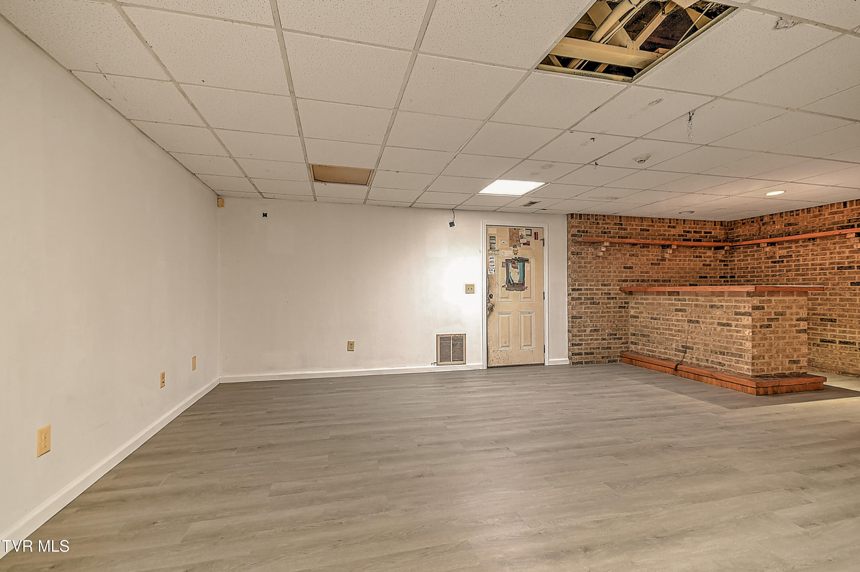 1711 Granby Road Kingsport, TN 37660 - Photo 20 of 30 1171 Granby AP-24