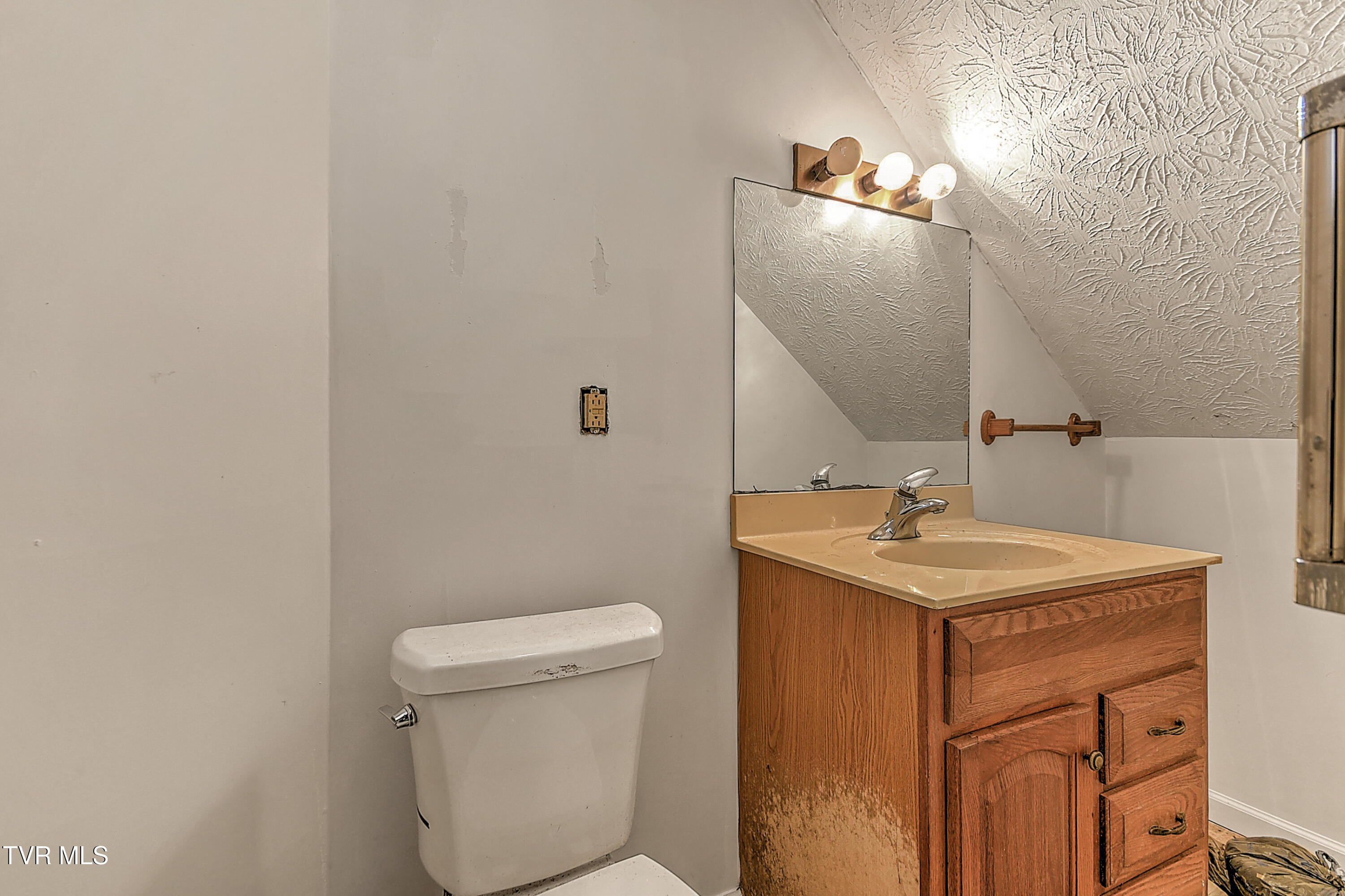 1711 Granby Road Kingsport, TN 37660 - Photo 24 of 30 1171 Granby AP-28