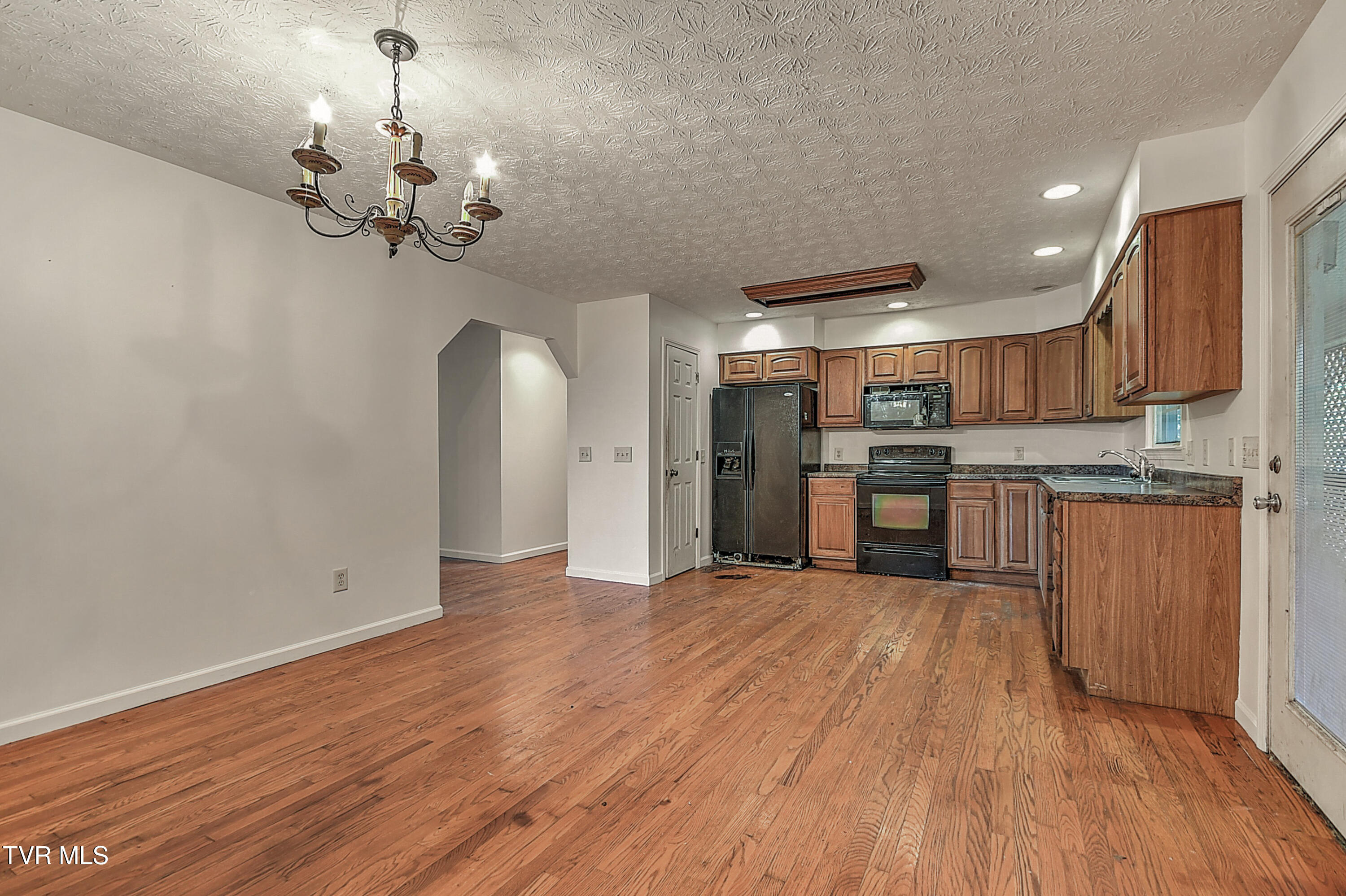 1711 Granby Road Kingsport, TN 37660 - Photo 4 of 30 1171 Granby AP-11