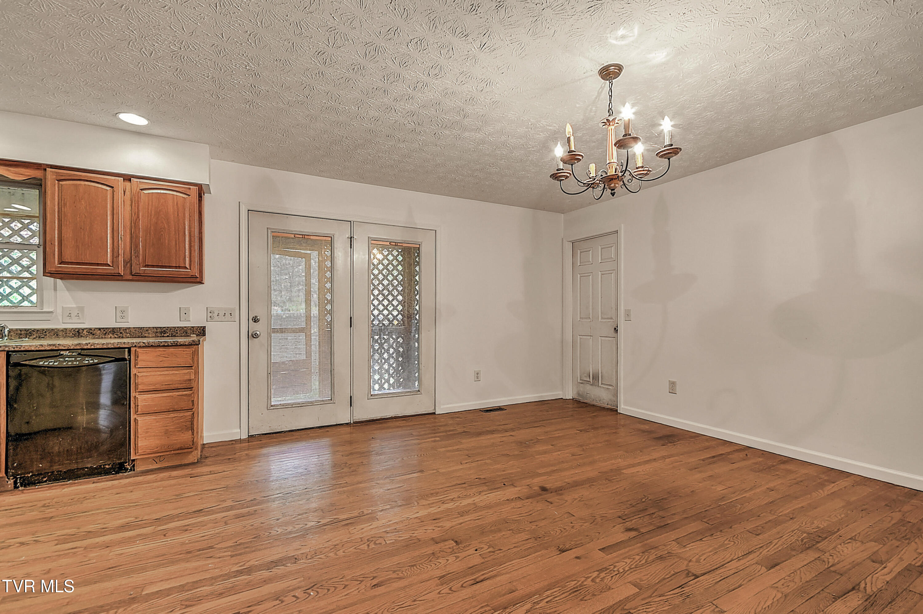 1711 Granby Road Kingsport, TN 37660 - Photo 7 of 30 1171 Granby AP-9