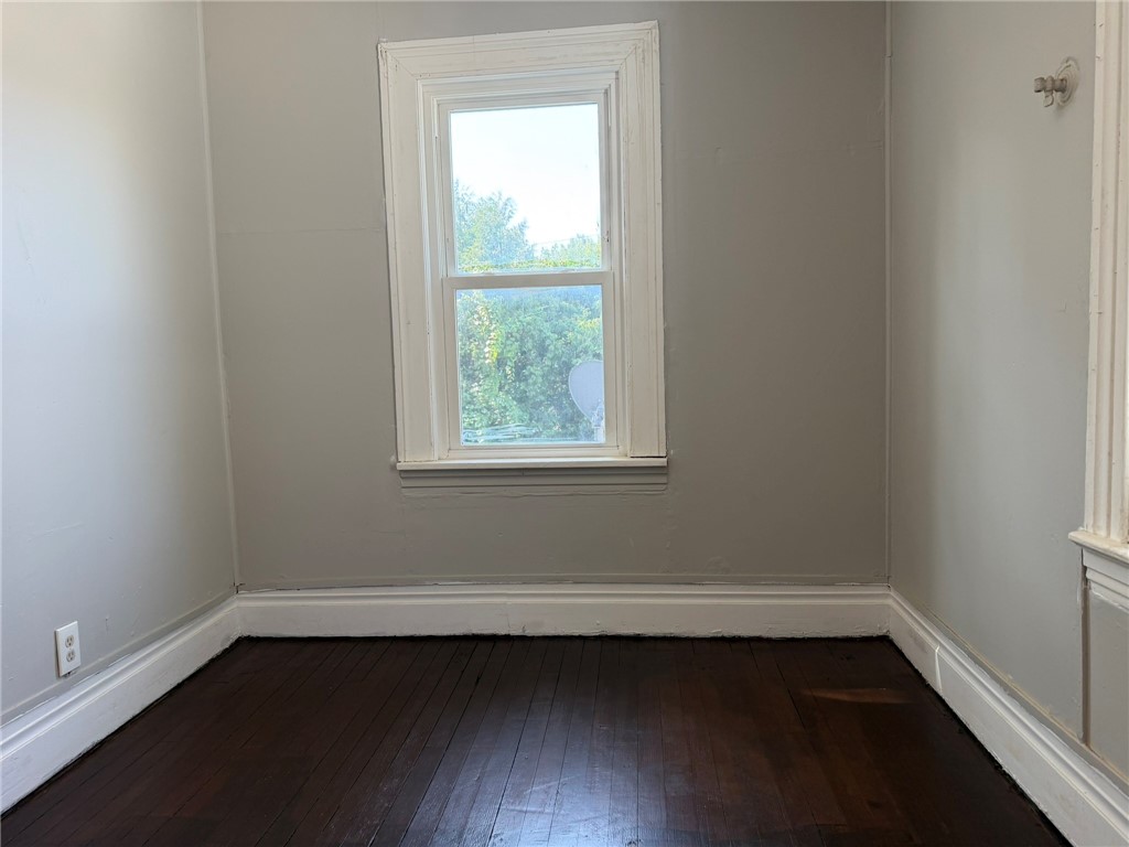 481-483 Hawley Street Rochester, NY 14611 - Photo 17 of 20 Gallery Image 17
