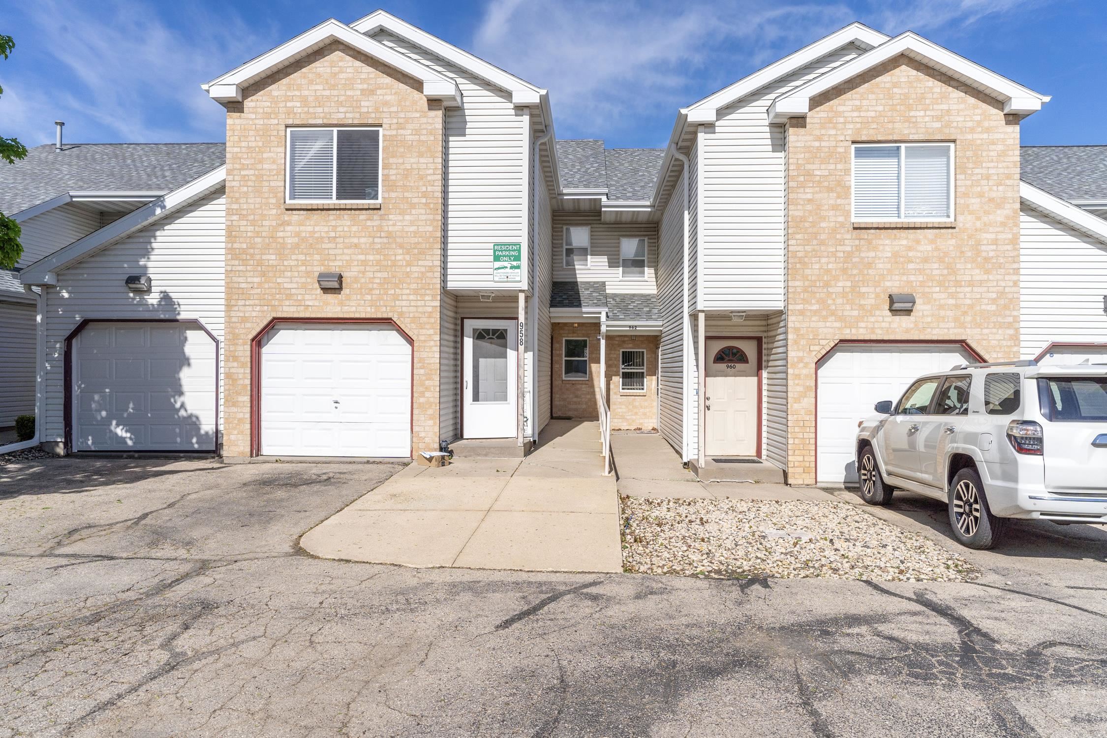 956 Rockefeller Lane Madison, WI 53704 - Photo 1 of 1 Gallery Image 1