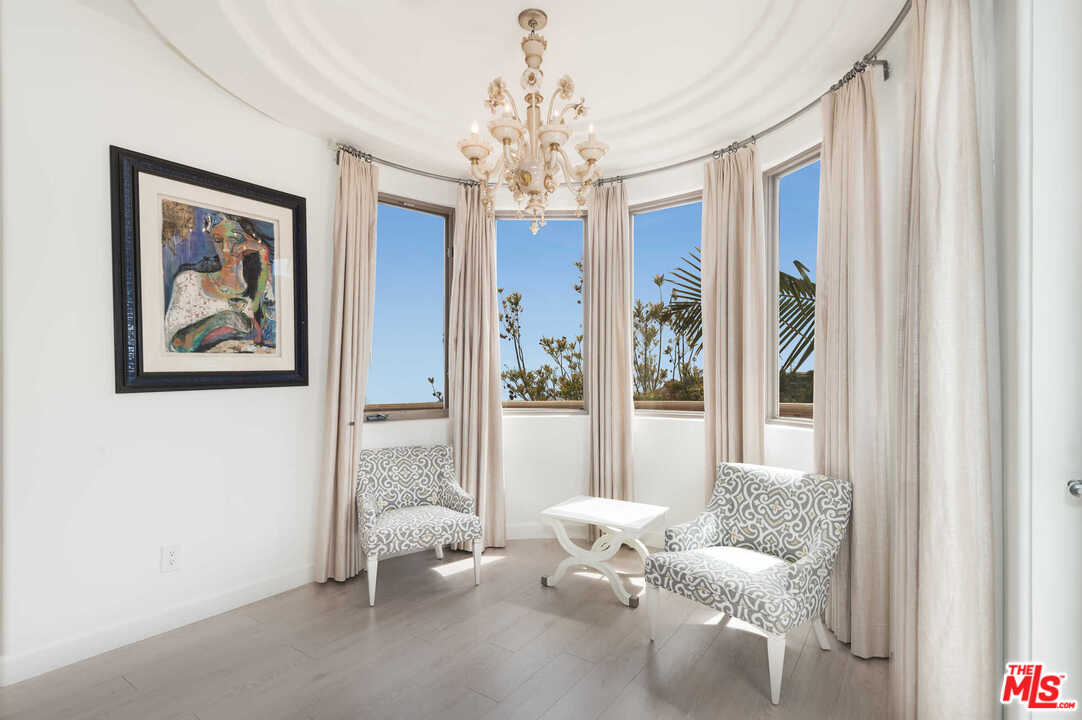 16300 Shadow Mountain Drive Pacific Palisades, CA 90272 - Photo 24 of 40