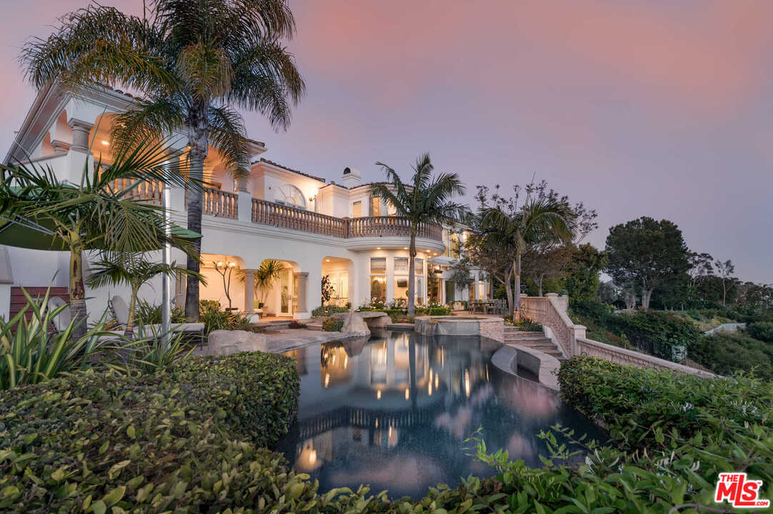 16300 Shadow Mountain Drive Pacific Palisades, CA 90272 - Photo 33 of 40