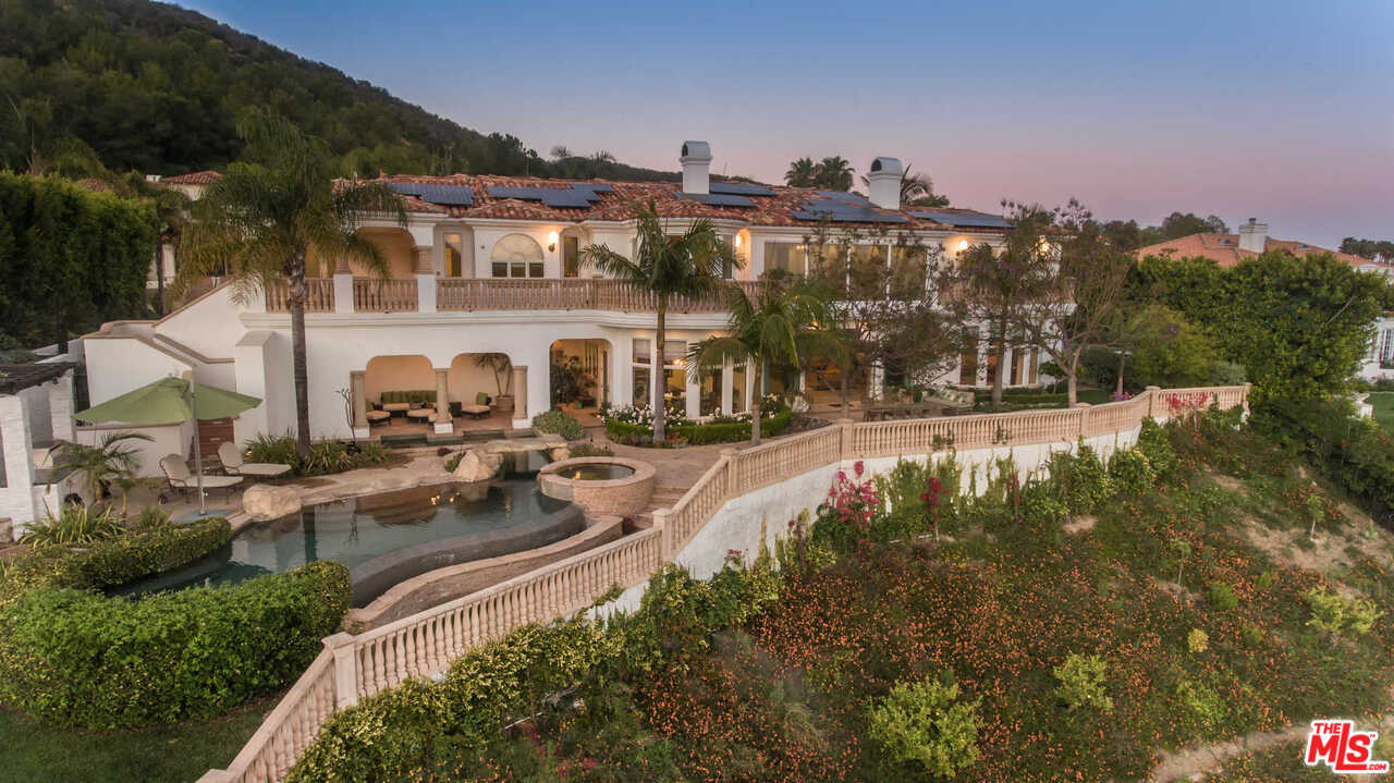 16300 Shadow Mountain Drive Pacific Palisades, CA 90272 - Photo 34 of 40