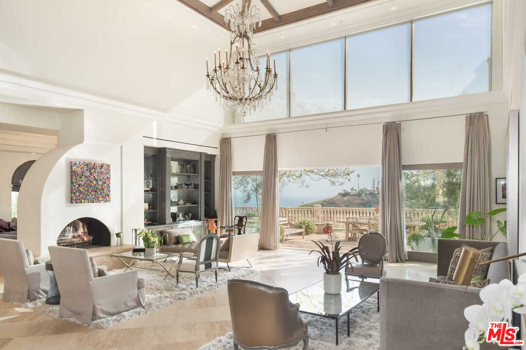 16300 Shadow Mountain Drive Pacific Palisades, CA 90272 - Photo 7 of 40