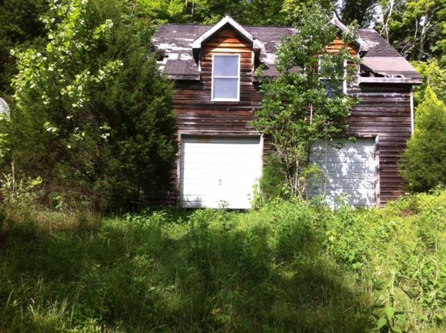 1426 Blue Buck Road Duck River, TN 38454 - Photo 3 of 9 Gallery Image 3
