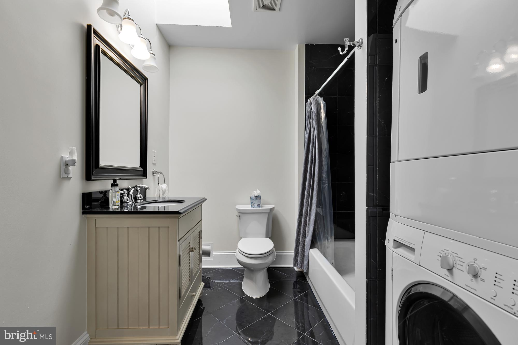 1104 D Street Southeast Washington, DC 20003 - Photo 30 of 42