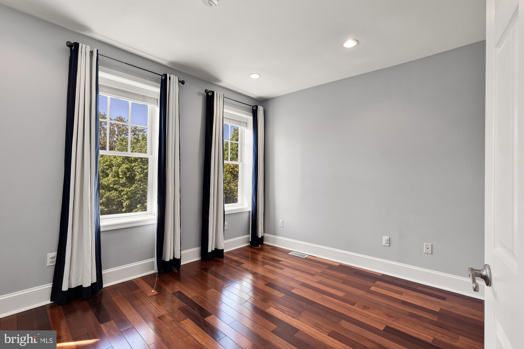 1104 D Street Southeast Washington, DC 20003 - Photo 33 of 42