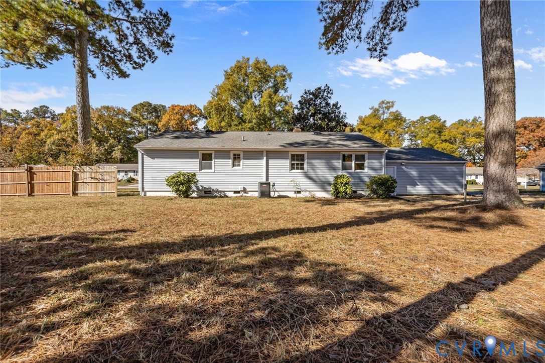 114 Huntington Road Colonial Heights, VA 23834 - Photo 30 of 40 a front view of a house with a yard