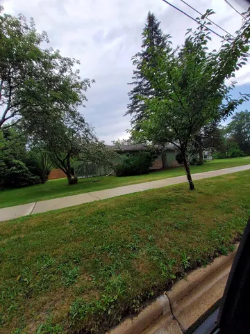 $2,400 | 2828 Packard Street, Ann Arbor, MI 48108