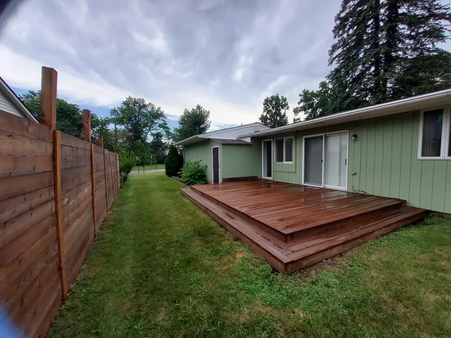 $2,400 | 2828 Packard Street, Ann Arbor, MI 48108