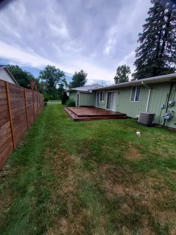 $2,400 | 2828 Packard Street, Ann Arbor, MI 48108