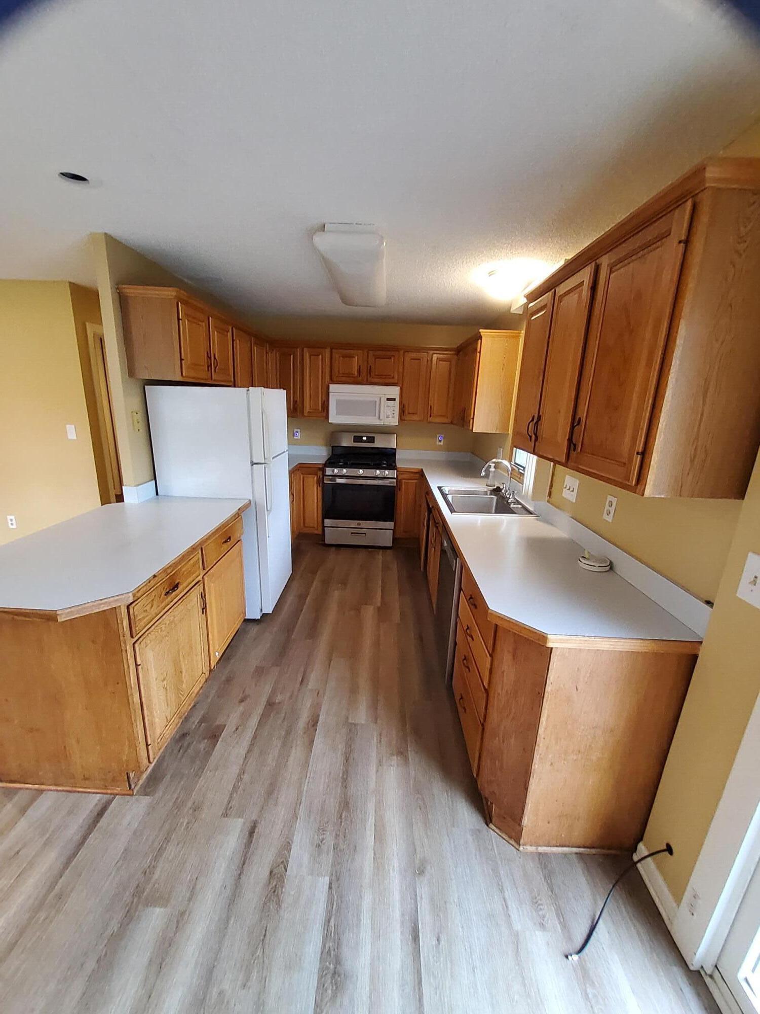 2828 Packard Street Ann Arbor, MI 48108 - Photo 3 of 18 20250712_131603