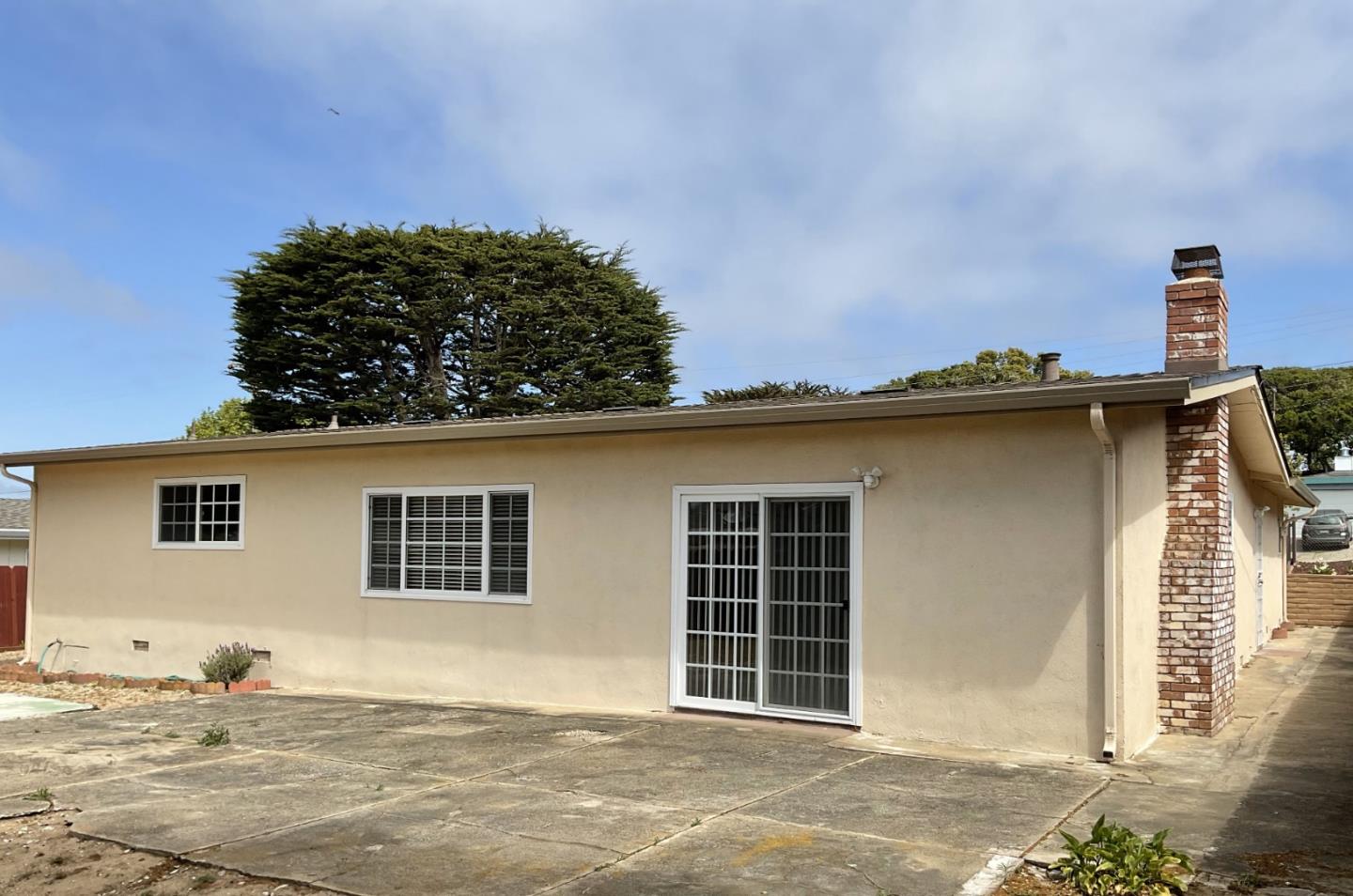 3057 Berney Drive Marina, CA 93933 - Photo 5 of 24 a front view of a house