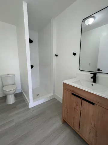 $1,350 | 320 West Blue Heron Boulevard, Unit 3B, Riviera Beach, FL 33404